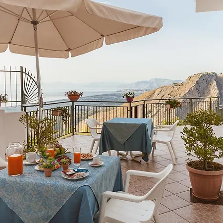贝拉维斯塔酒店 3*