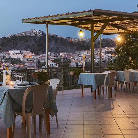 Bellavista Szálloda